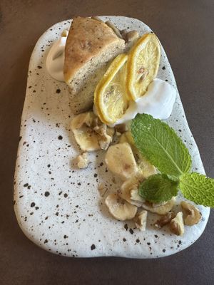 Went back again and had this yummy banana cake! ❤️  at Cafe Gallery Sun 燦 in Kyoto