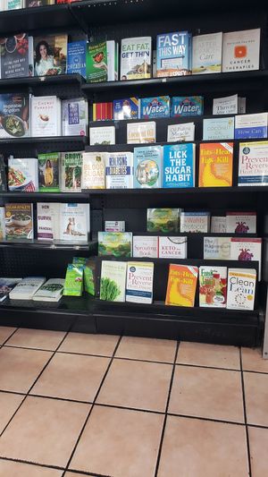 Books at Simply Wholesome in Los Angeles