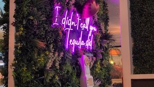 Interior at Pepe's Cantina in Debary