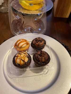 Triple chocolate, Salted Caramel and Somethin like a snicker. 😋  at veegmyeats in Bloomfield