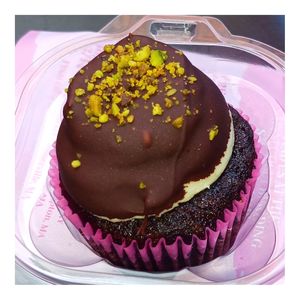 Dubai Chocolate Mini Cupcake at veegmyeats in Bloomfield