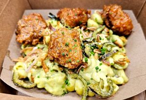 Poblano Mac and cheese with hot honey chick'n at Vegan Chula at 51 & Tel in Oakland