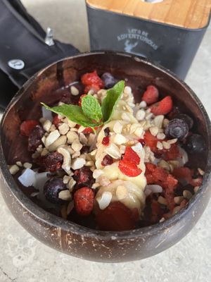Açai bowl.. so good!  at Beach Bowl Seminyak in Seminyak