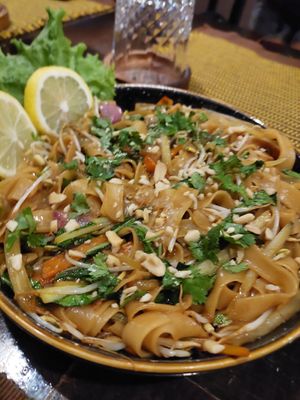 Pad thai at Herbs Guest House in Moalboal