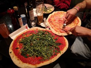 Vegan Pizza, no cheese available at my visit there at L'Osteria - Künstlerhaus München in Munich
