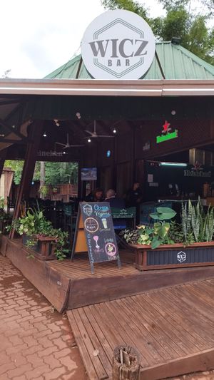 Vegan options highlighted at Wicz Bar in Puerto Iguazu