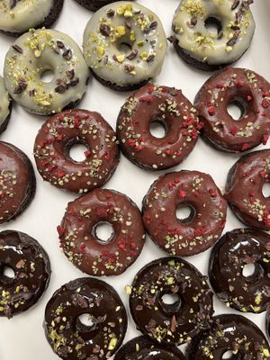 Healthy Donut’s Heaven  at Nom Nom Craft Bakery in Mallorca