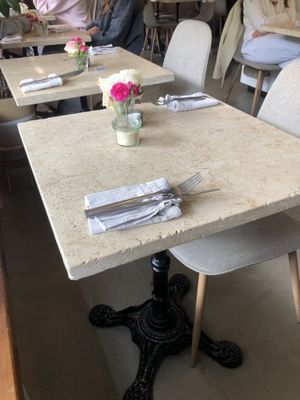 Inside   at Nunu Mannheim in Mannheim