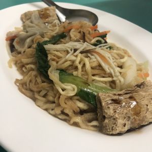 Dry noodle dish at Pu Yuan Su Shi Shu Guo Wu in Tainan