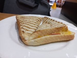 Vegan cheese toastie at Costa Coffee in Selsdon