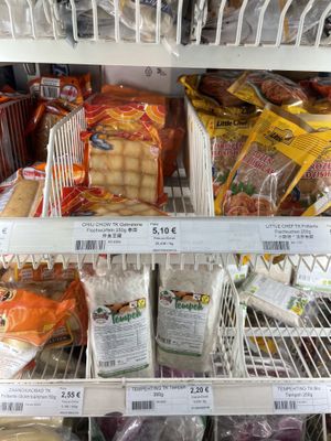   at Heng Long Asia Supermarkt in Cologne