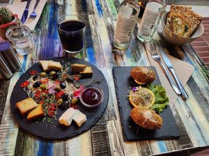 Cheese platter and arancini at Manipura in Tenerife