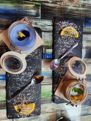 Tiramiblu and chocolate mousse at Manipura in Tenerife