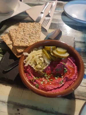 Beetroot hummus at Manipura in Tenerife