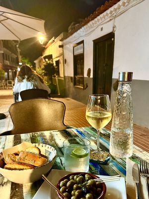 MARINATED OLIVES & BREAD  at Manipura in Tenerife