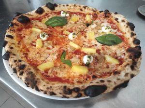  at Pizza e Basta in La Rochelle