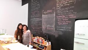 The lovely owner and staff member at Quintal Bioshop in Porto