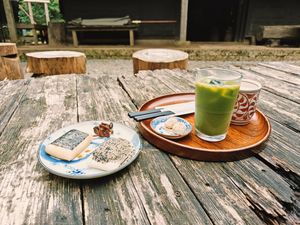 Iced matcha and amazake with nori and black sesame mochis at Amazake Chaya  in Hakone