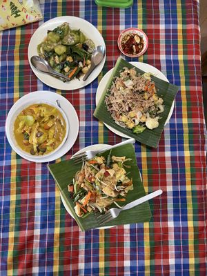 4 of our dishes we cooked   at On's Thai Isaan in Kanchanaburi