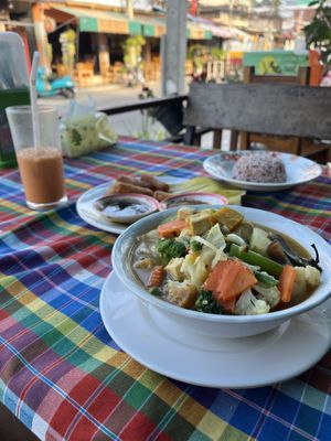 Curry and spring rolls  at On's Thai Isaan in Kanchanaburi