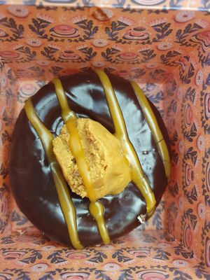 Peanut donut at Brammibal's Donuts - Jungfernstieg in Hamburg