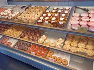 The window at Brammibal's Donuts - Jungfernstieg in Hamburg