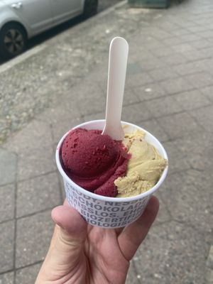 Pistachio and currant  at  Rosa Canina Ice Cream– Raumerstraße in Berlin