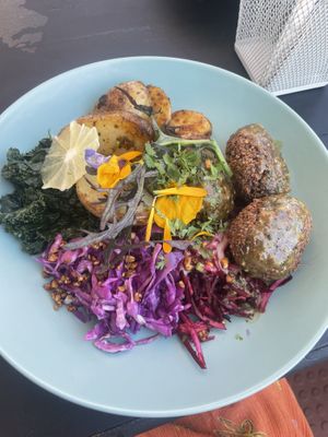   at Grumpy Mamas in Monchique