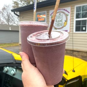 Superfood Shakes and Smoothies at Juice Heal Thrive in Ofallon