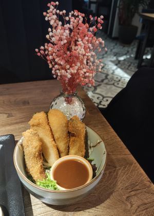 Fried avocado and pear at Zen Chay in Cologne