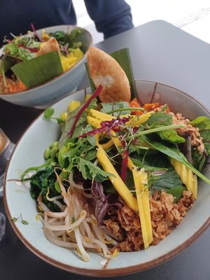 Buddha bowl at Zen Chay in Cologne