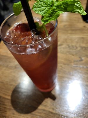 Strawberrydrink at Zen Chay in Cologne