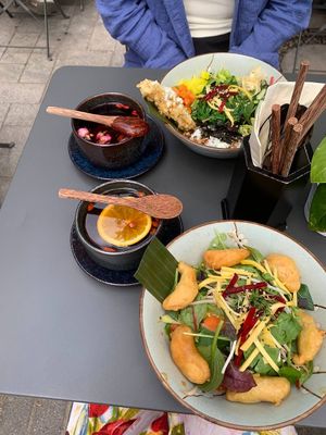 Sushi Bowl and Peanut bowl(?) at Zen Chay in Cologne