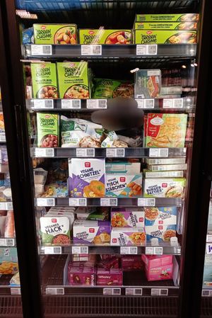 tiefgekühltes at REWE Markt Oberbilker Allee in Dusseldorf