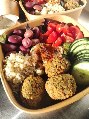 Falafel Bowl at El Valle Vegg in Pamplona