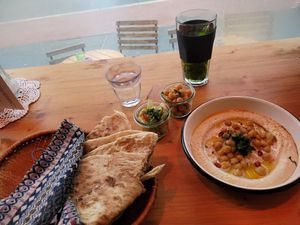 Hummus with Laffa bread at Café Caspi in Bochum