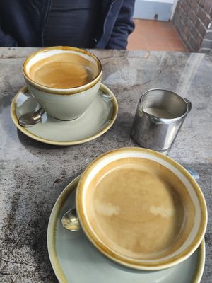 Leckere Cafe Crema mit Hafermilch   at Goldherz in Hamburg