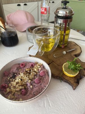 Berry bowl   at Muse The Juice in Marmaris