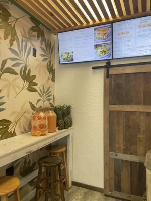 Cute interior  at Soul Fresh Juice & Fruit Bar in Miami