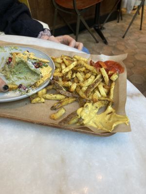Franse Vegan frietjes   at Ginsburger Vegetarian Superstar in Paris