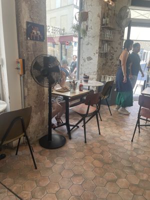 Inside  at Ginsburger Vegetarian Superstar in Paris