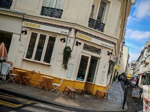Facade at Ginsburger Vegetarian Superstar in Paris