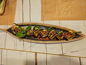 No. 8 (avocado, mango and tofu) w/ teriaky sauce. at Qian Xi in Oliveira De Azemeis