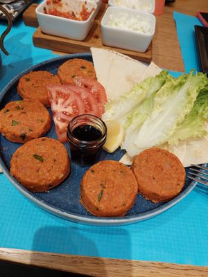 mercimek koftesi (red lentils meatballs) at Hayat Little Istanbul in Thessaloniki