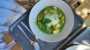 GNOCCHI se špenátovou omáčkou  at Bistro 269 in Vystrkov