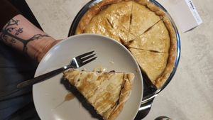 Apple pie  at Bistro 269 in Vystrkov