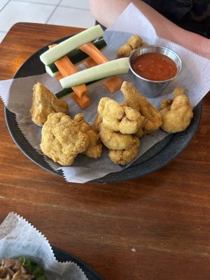 Cauli wings    at Monteverde Brewing Company in Monteverde