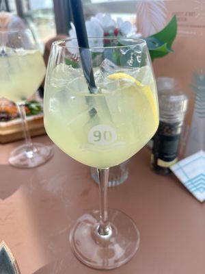 Limoncello spritz 0.0  at Paviljoen Strand90 in Domburg