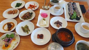 Set menu and Kimbap at Loving Hut - Peace Point in Daegu