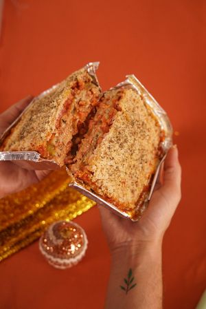 lasanha lowcarb com bolonhesa de soja + creme de castanha de caju + molho bechamel de leite de coco at LIVA Vida Vegana in Fortaleza